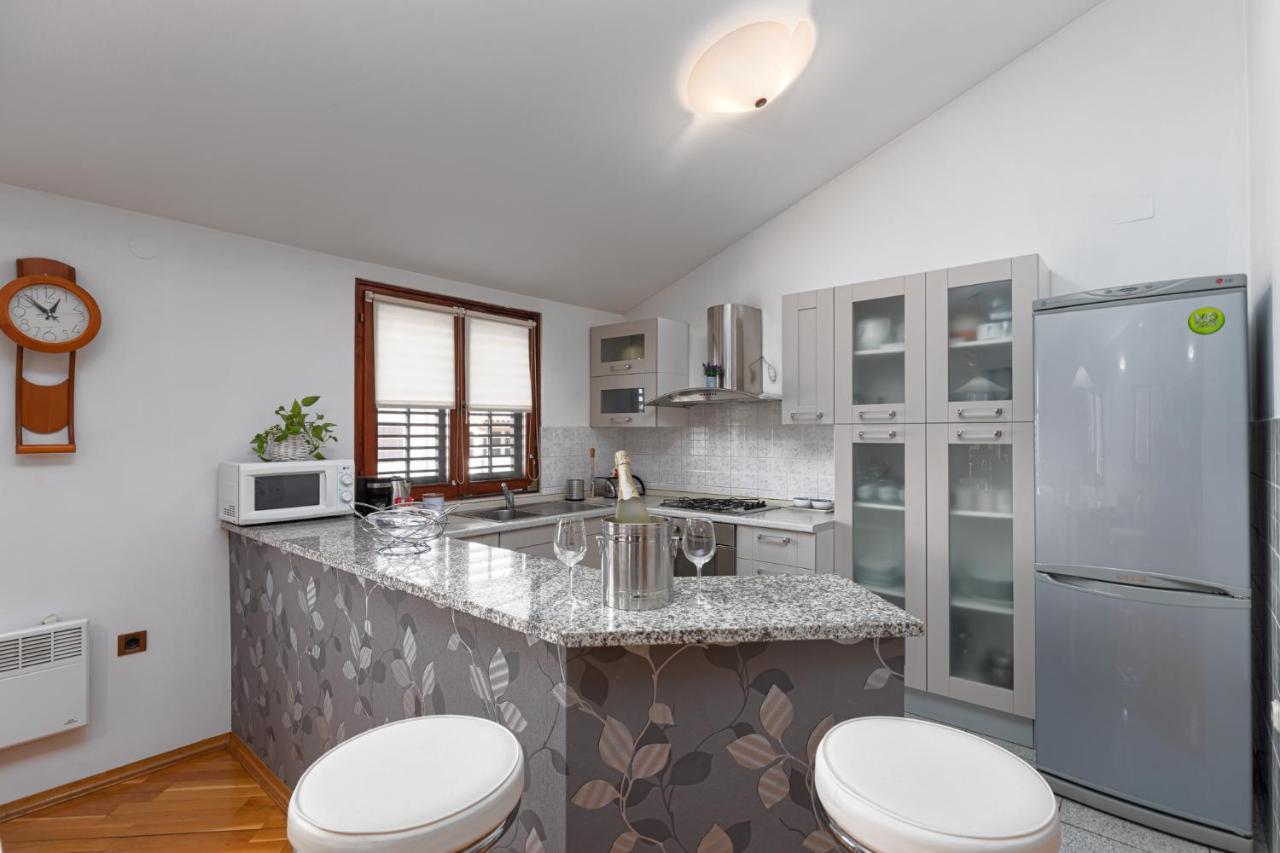 Biba Lux Apartamento Poreč Exterior foto