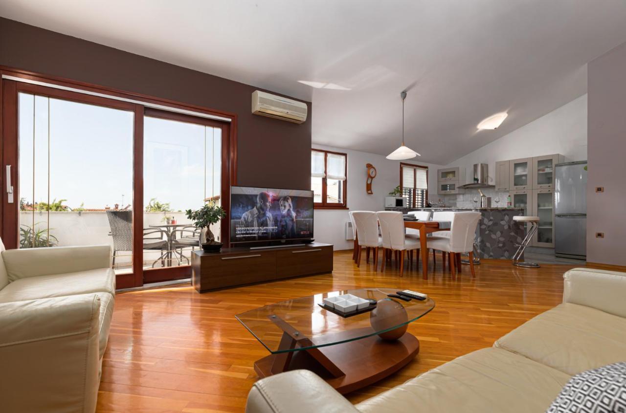 Biba Lux Apartamento Poreč Exterior foto